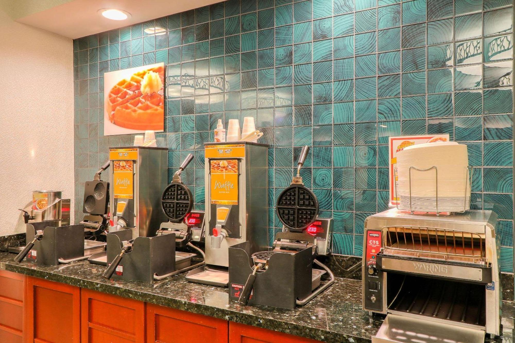Quality Inn Near The Island Pigeon Forge Ngoại thất bức ảnh