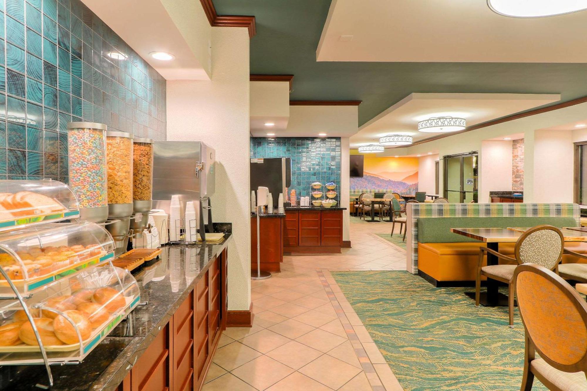 Quality Inn Near The Island Pigeon Forge Ngoại thất bức ảnh